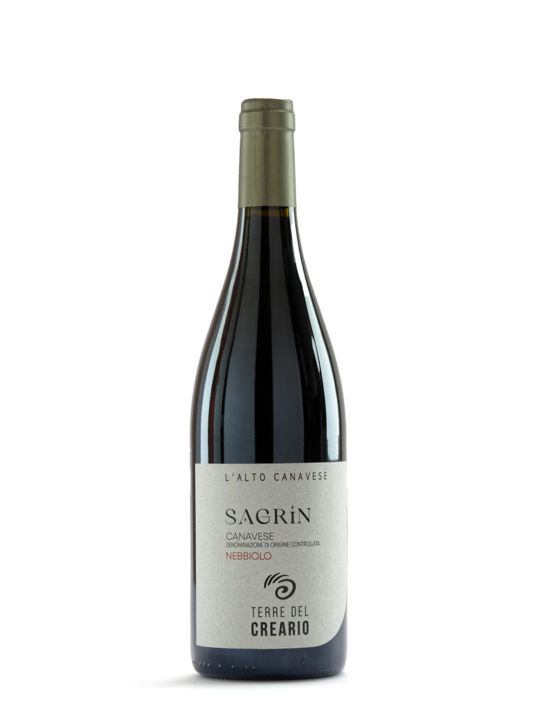 E’ l’unico Nebbiolo in purezza 100 % prodotto all’interno della Riserva Naturale del Sacro Monte di Belmonte. Un unicum ambientale che consente per il tipo di suolo, derivante da rocce granitiche disgregate, microclima con importanti escursioni termiche e la biodiversità della zona, di ottenere un particolare nebbiolo con la peculiarità del varietale e note minerali.